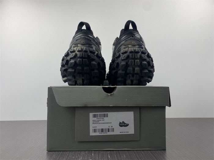 BLCG DEFENDER SNEAKER