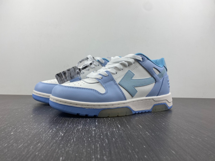OFF-WHITE SNEAKER