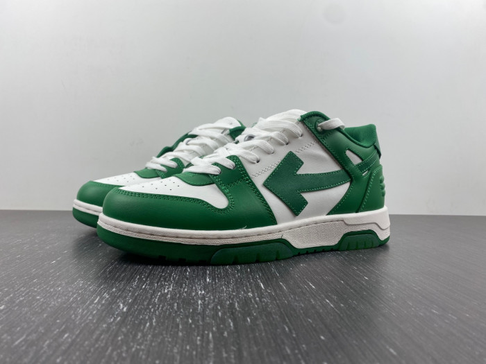 OFF-WHITE SNEAKER