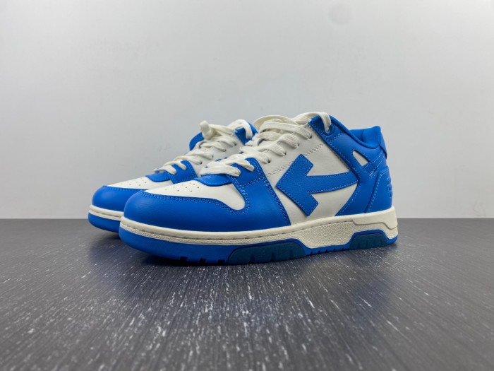 OFF-WHITE SNEAKER