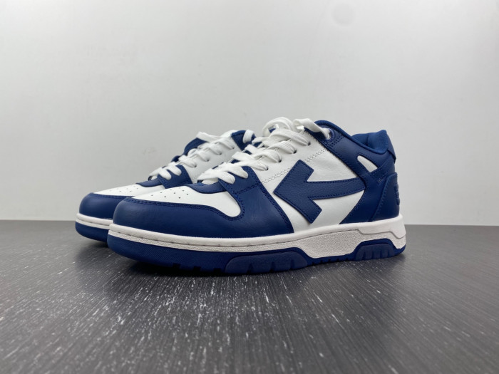OFF-WHITE SNEAKER