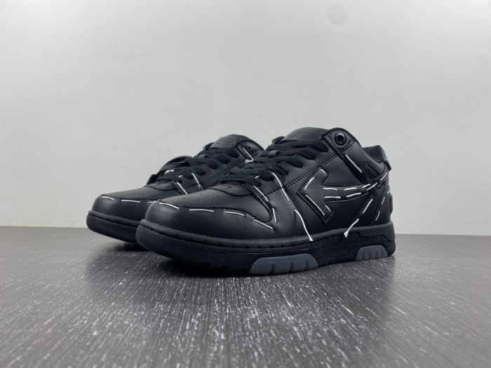 OFF-WHITE SNEAKER