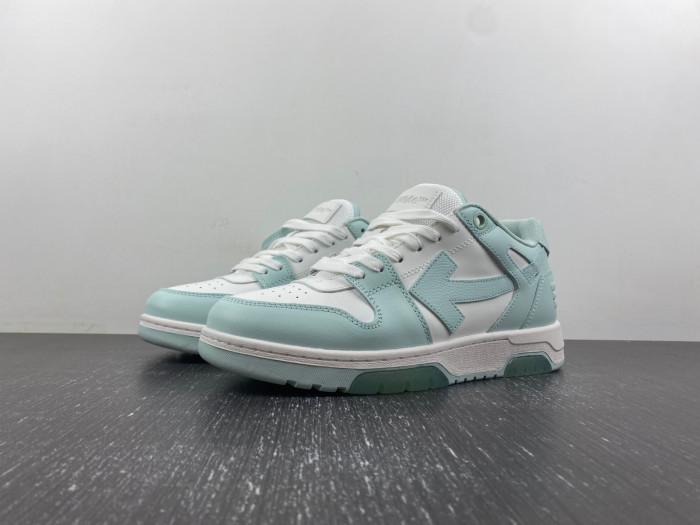 OFF-WHITE SNEAKER