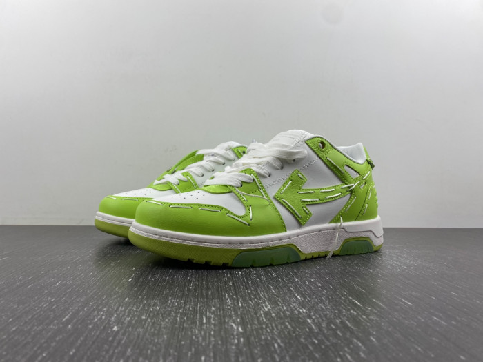 OFF-WHITE SNEAKER