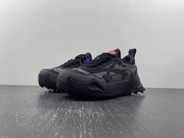 OFF-WHITE C/O ODSY-1000 SNEAKER