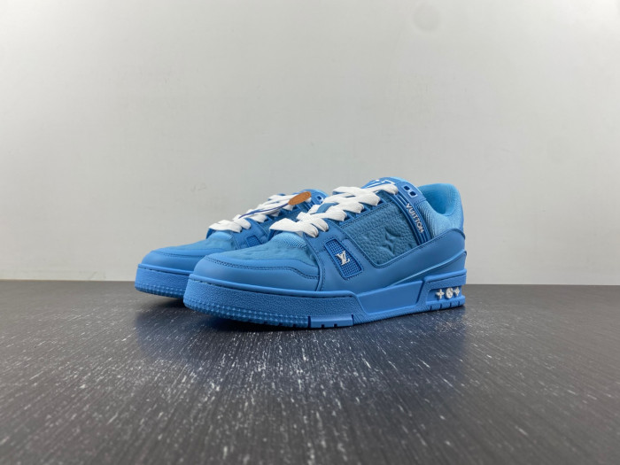 LV TRAINER SNEAKER