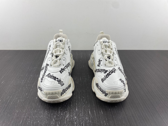 BLCG TRIPLE S SNEAKER 524039 W2FAB 9010