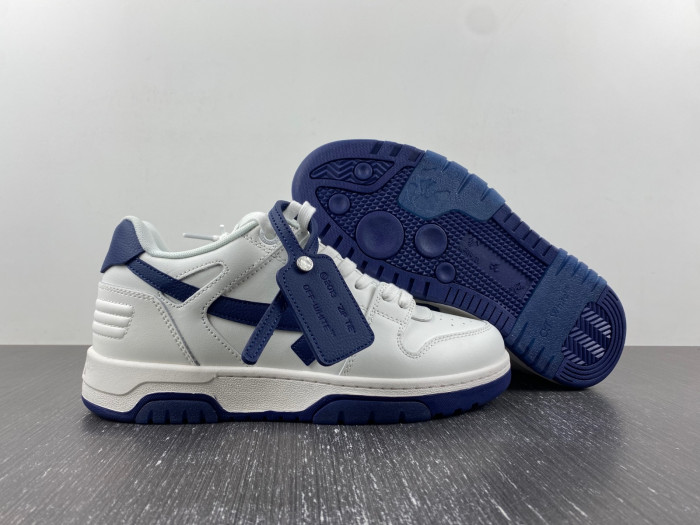 OFF-WHITE SNEAKER