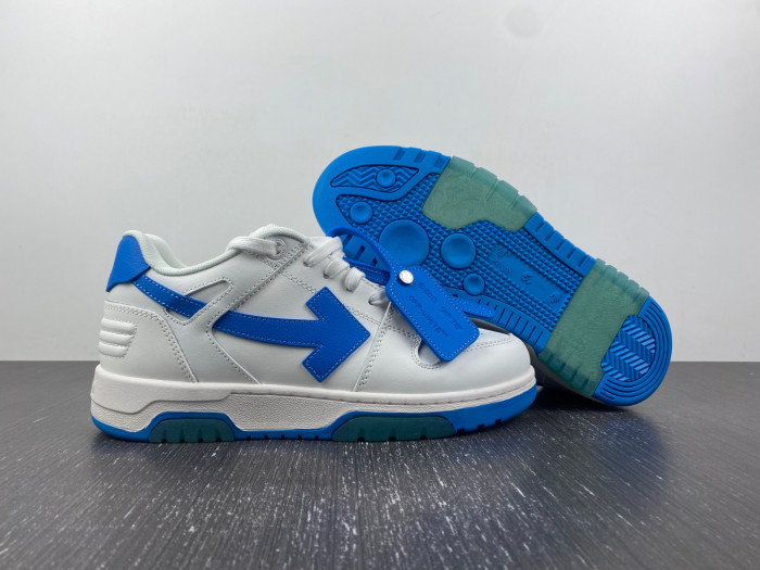 OFF-WHITE SNEAKER