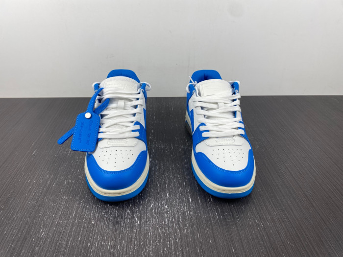 OFF-WHITE SNEAKER