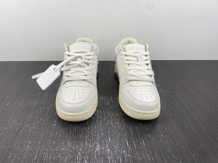 OFF-WHITE SNEAKER