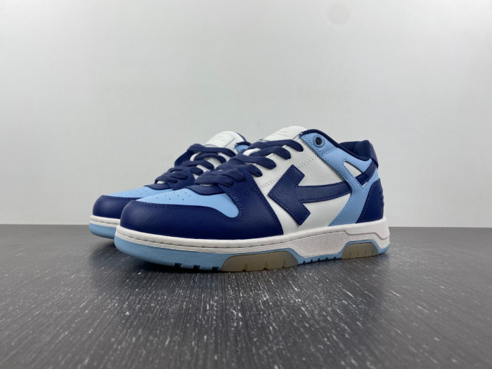 OFF-WHITE SNEAKER