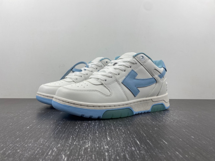OFF-WHITE SNEAKER