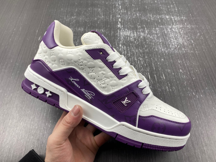 LV TRAINER SNEAKER