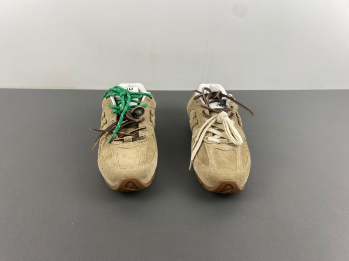 New Ba1ance X Miu Miu 530 SL Sneaker 5E165E
