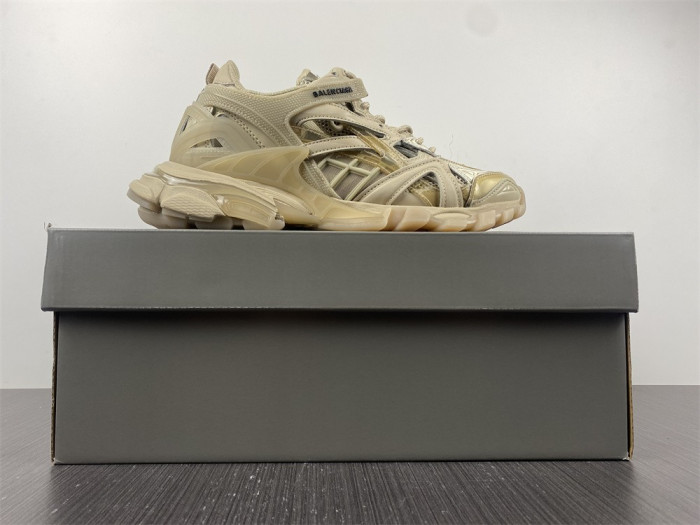 BLCG TRACK SNEAKER 568615 W3GN5 0102