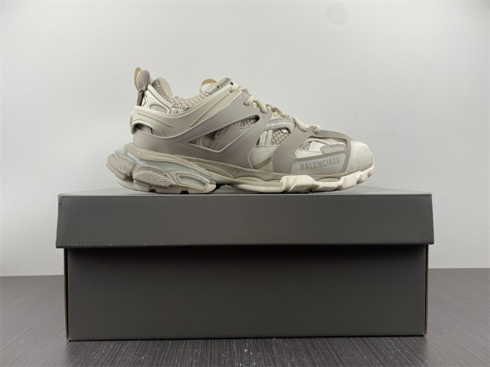 BLCG TRACK SNEAKER 542023 W3FE4 9597