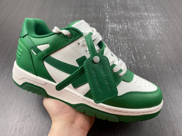 OFF-WHITE SNEAKER