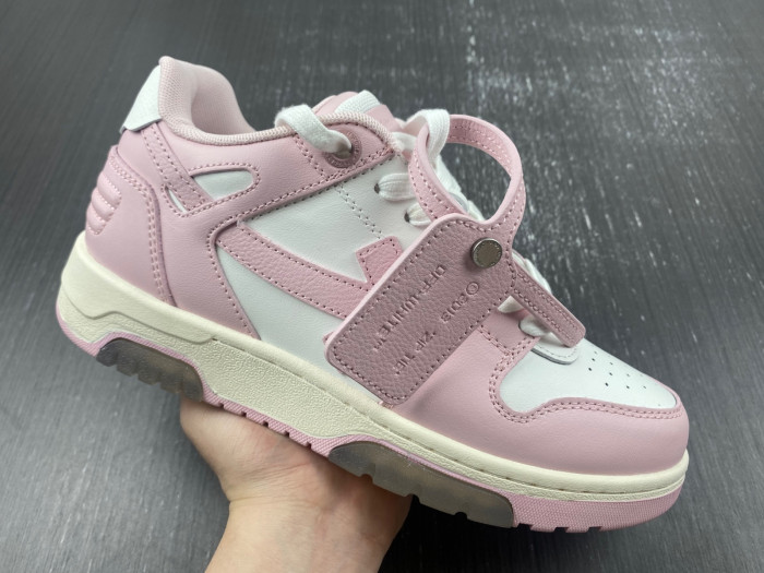 OFF-WHITE SNEAKER