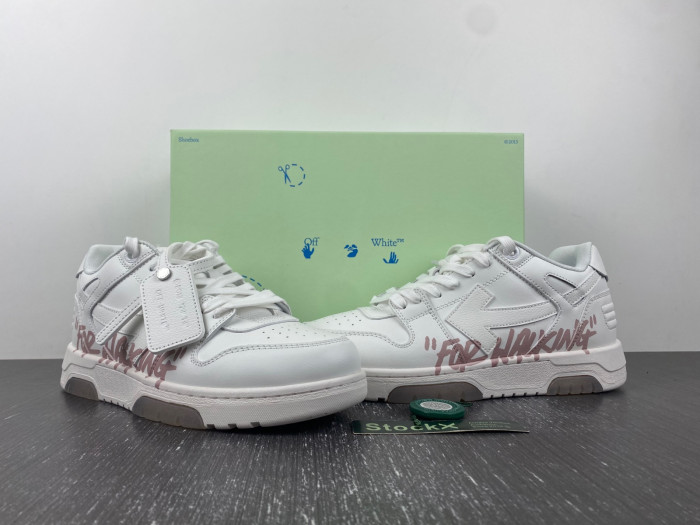 OFF-WHITE SNEAKER