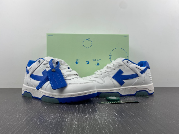 OFF-WHITE SNEAKER