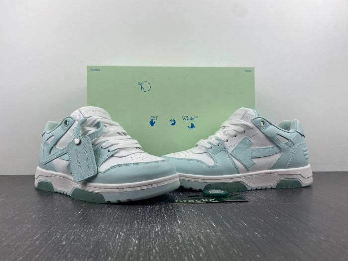 OFF-WHITE SNEAKER