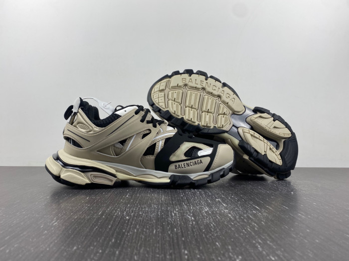 BLCG TRACK SNEAKER 542023 W3AC4 8017