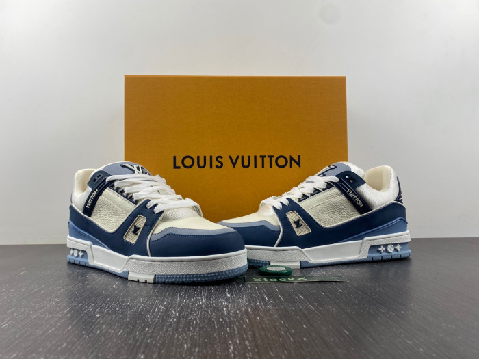 LV TRAINER SNEAKER