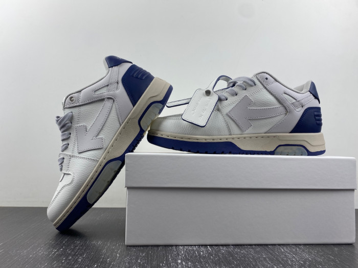 OFF-WHITE SNEAKER