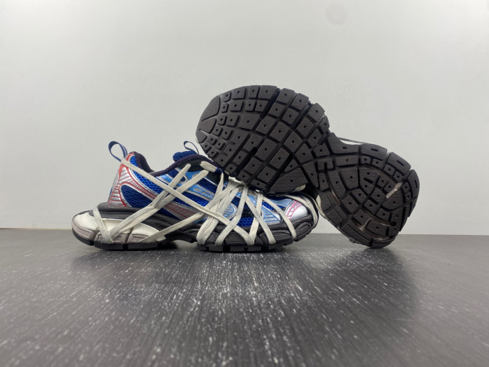 BLCG 3XL SNEAKER 778698 W3XLL 0525