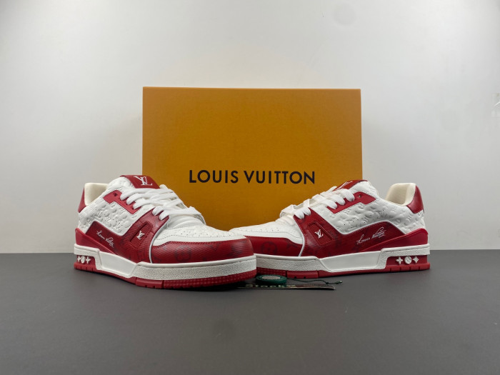 LV TRAINER SNEAKER