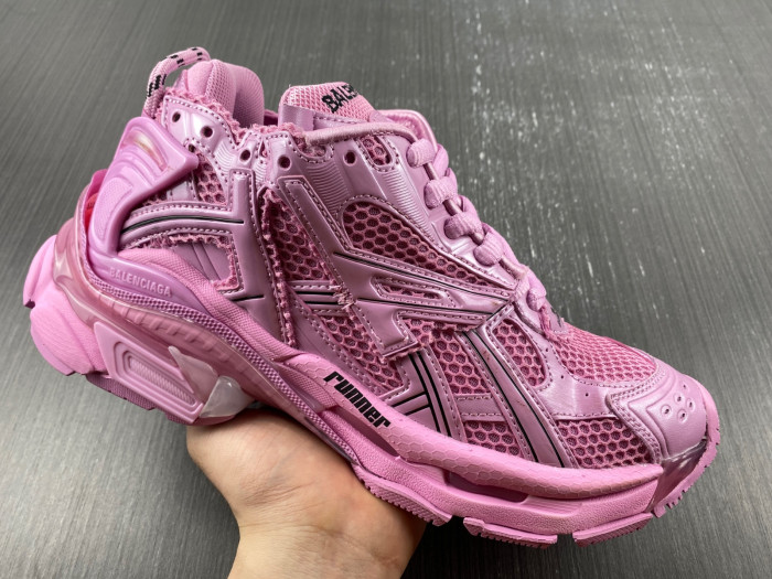 BLCG RUNNER SNEAKER 677402 W3RB1 5000