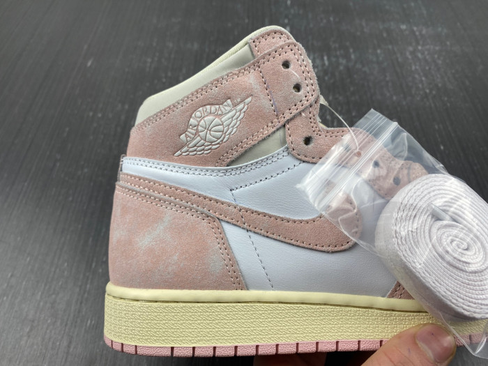 Air Jordan 1 Retro High OG Washed Pink (Women