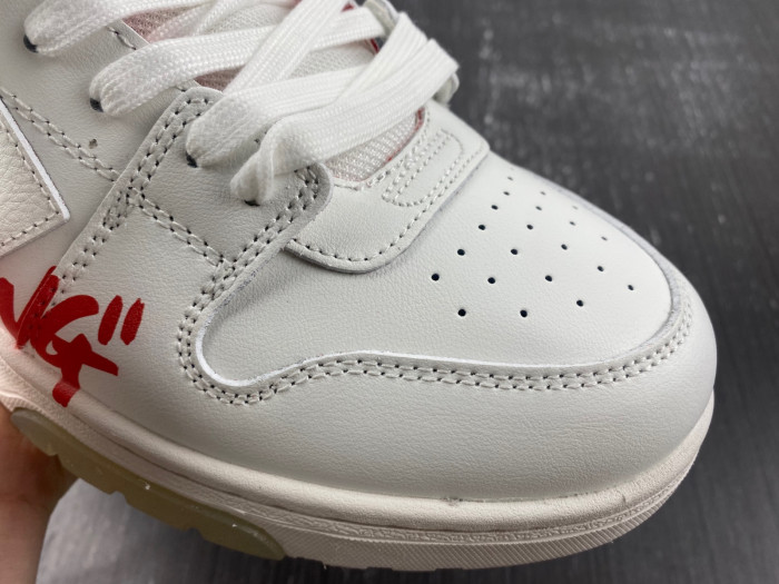 OFF-WHITE SNEAKER