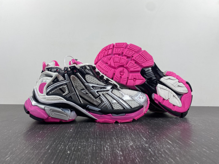 BLCG RUNNER SNEAKER 677402 W3RBW 9155