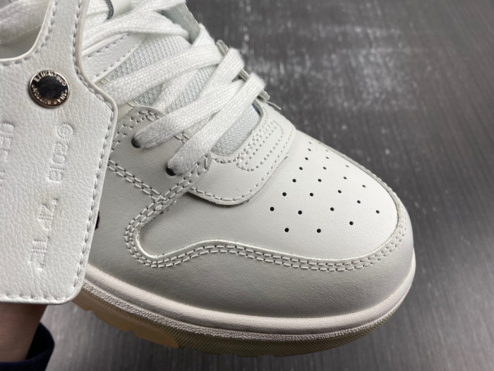 OFF-WHITE SNEAKER