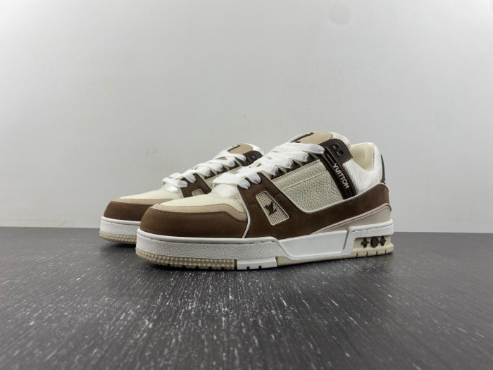 LV TRAINER SNEAKER