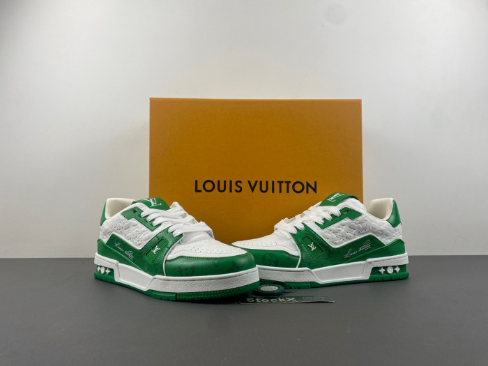 LV TRAINER SNEAKER