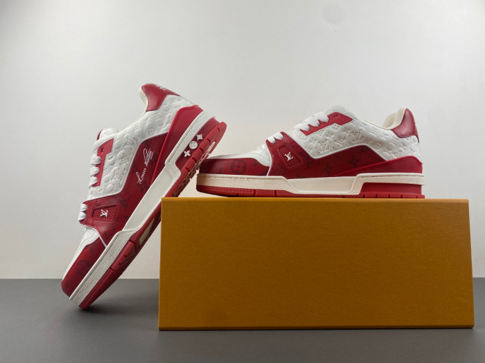 LV TRAINER SNEAKER