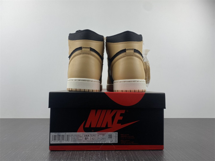 Air Jordan 1 High OG “Heirloom” 555088-202