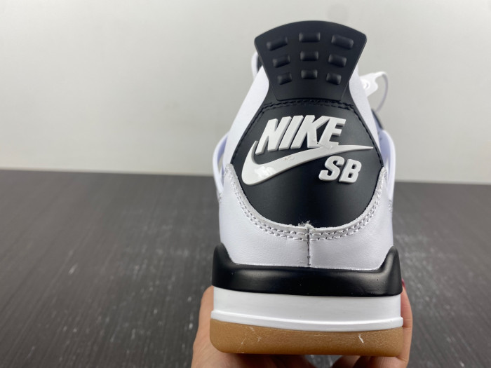 Jordan 4 Retro SB DR5415-100