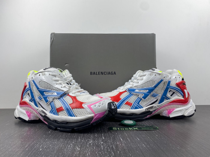 BLCG RUNNER SNEAKER 677403 W3RB6 9645