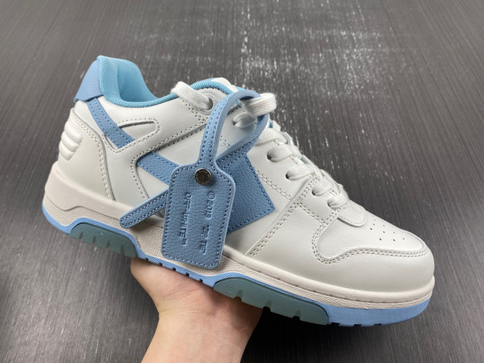 OFF-WHITE SNEAKER