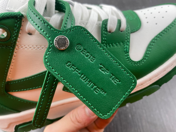 OFF-WHITE SNEAKER