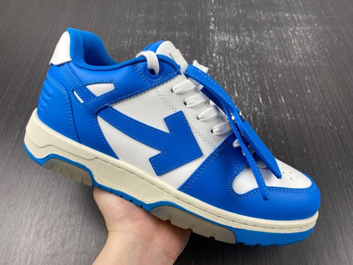 OFF-WHITE SNEAKER