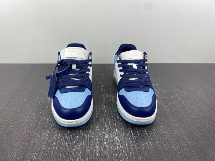 OFF-WHITE SNEAKER