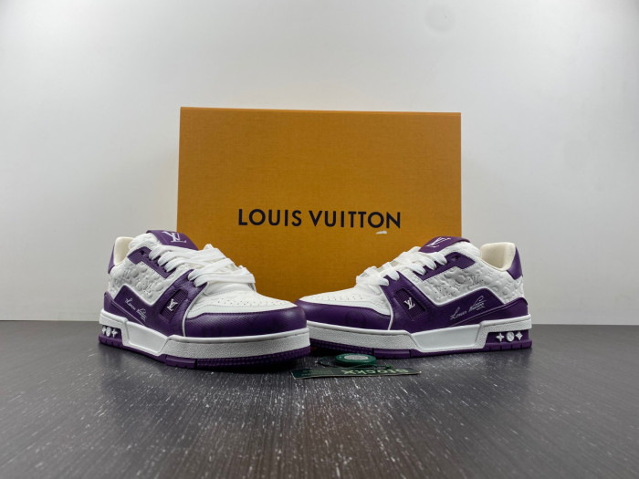 LV TRAINER SNEAKER