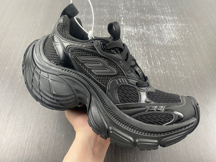 BLCG CARGO SNEAKER 784344 W2MV1 0231