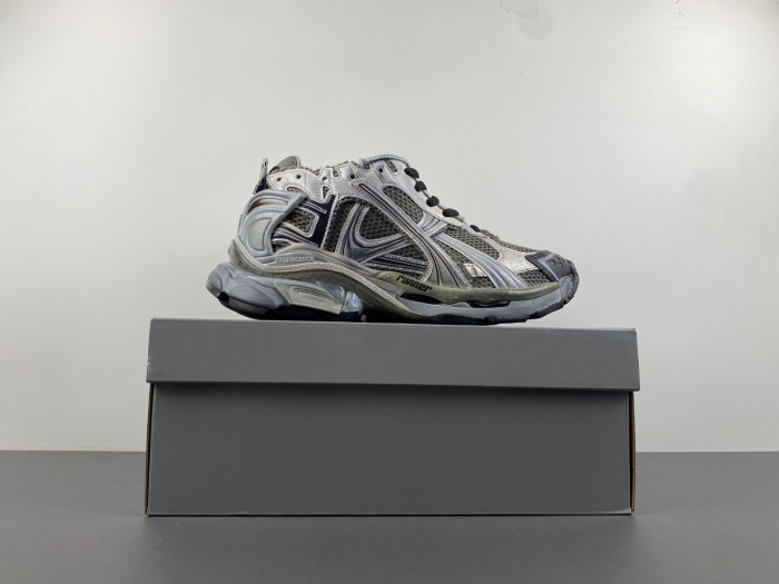 BLCG RUNNER SNEAKER 772774 W3RMU 2000