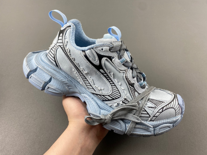 BLCG 3XL SNEAKER 734731 W3XDC 4000